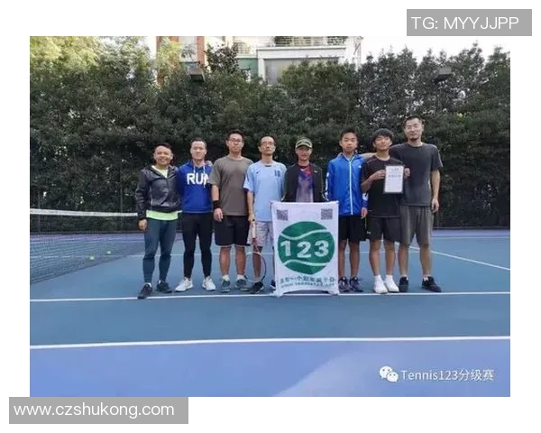 南京网球队在总决赛积分榜上以100分稳居第一名展现强大实力